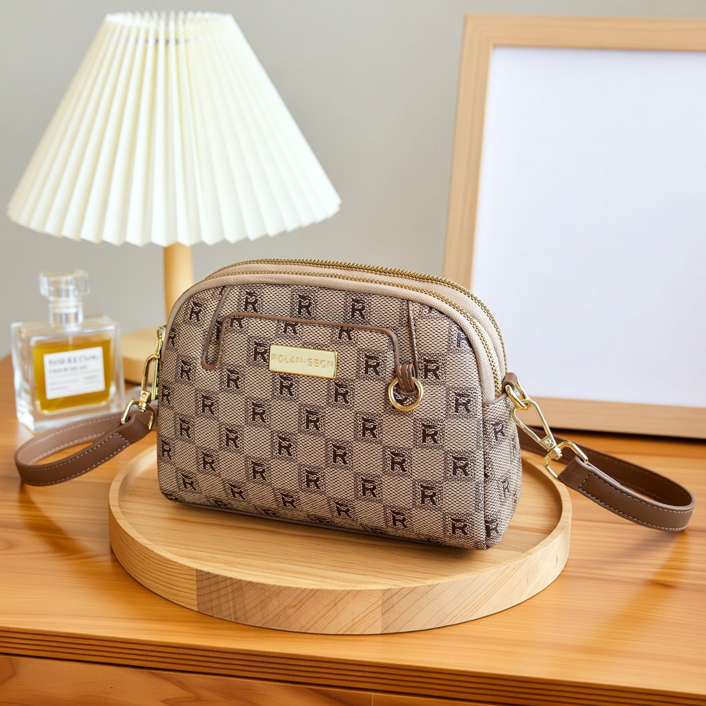 2026新款ins网红洋气手机包休闲百搭老花小方包通勤斜挎包小包包,箱包皮具/热销女包/男包,小方包,淘宝优惠券,粉丝福利购,淘宝优惠卷