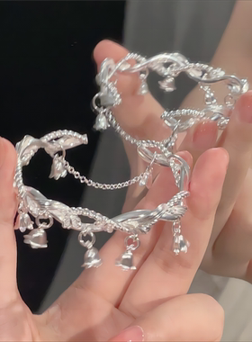 楚噢CHUO足银9999铃兰花手镯新中式铃铛轻奢纯银小众少女生日礼物