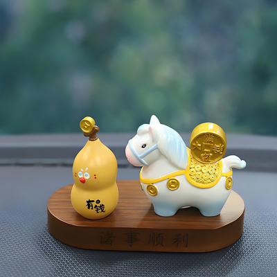 国潮唐三彩会旋转小马车内摆件