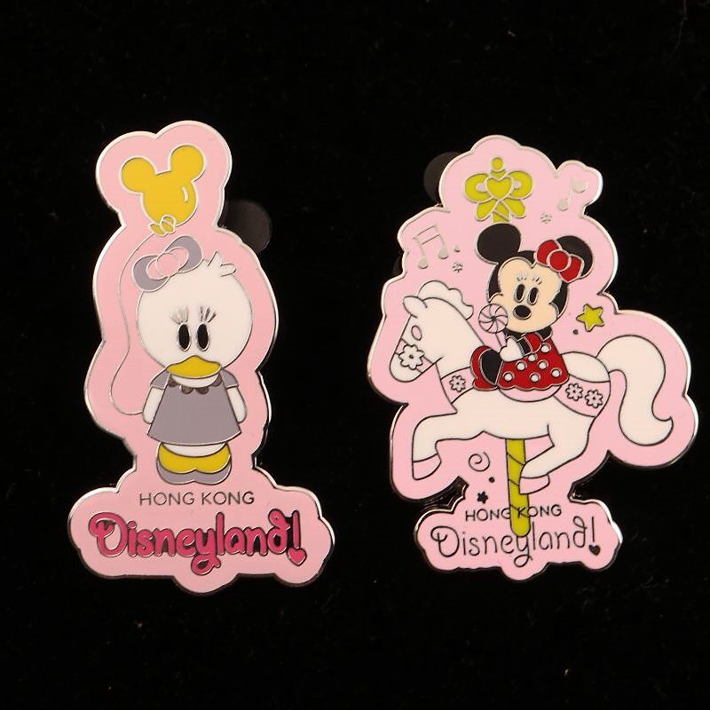 米妮黛西徽章粉色女孩黛丝徽章卡通胸针别针勋章迪士尼徽章玩具