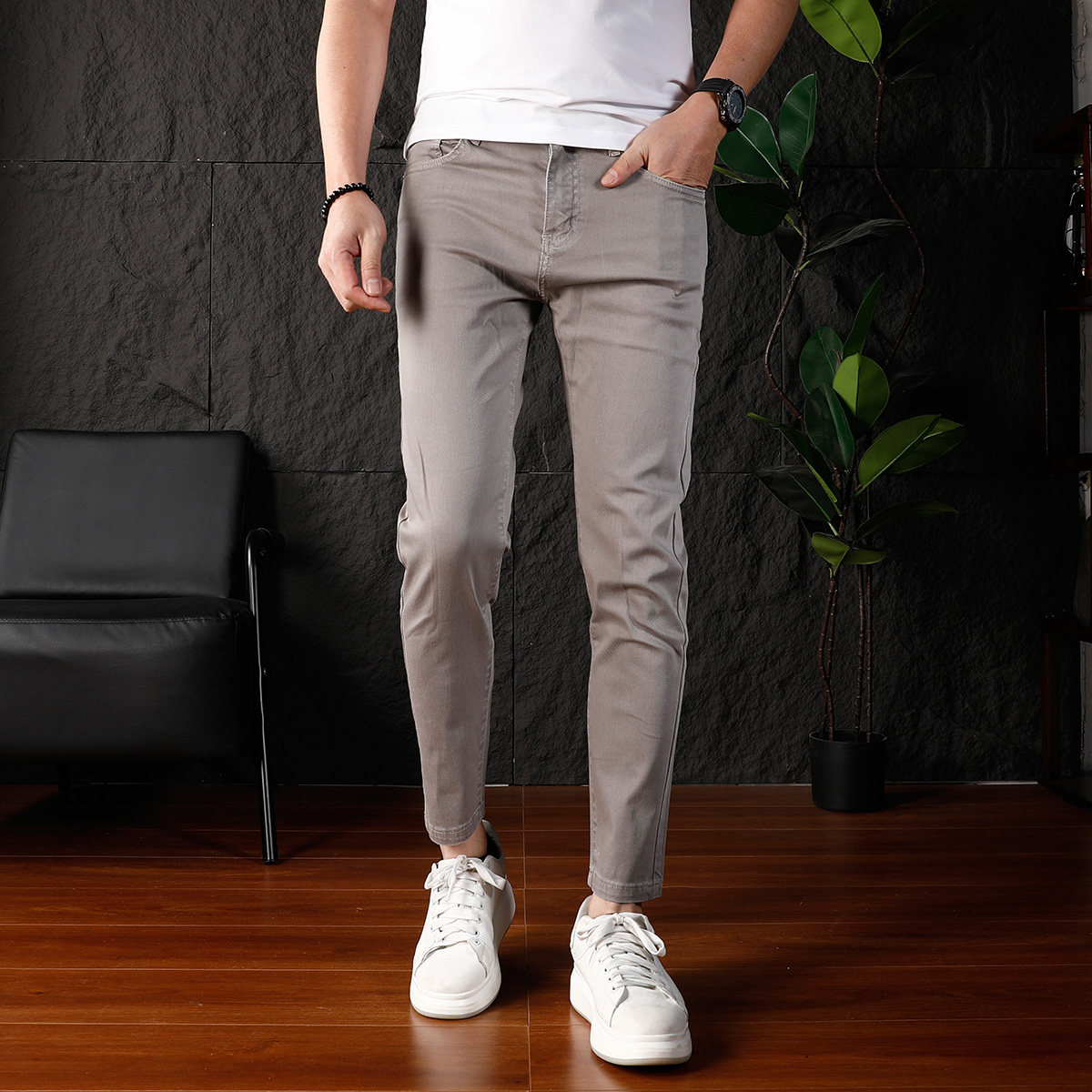 2026夏季薄款九分休闲牛仔裤男款百搭修身小脚显瘦男9分韩版裤子