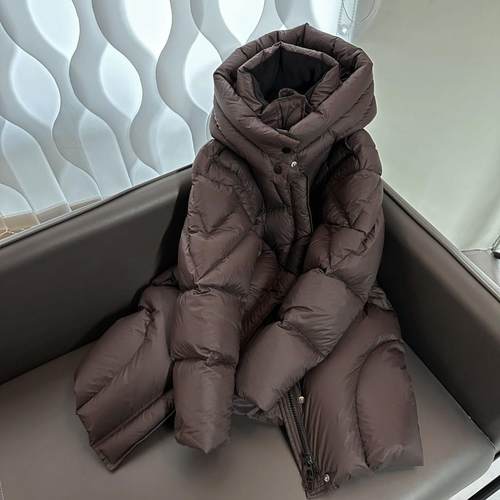 连帽百搭休闲宽松泡芙感90鹅绒服