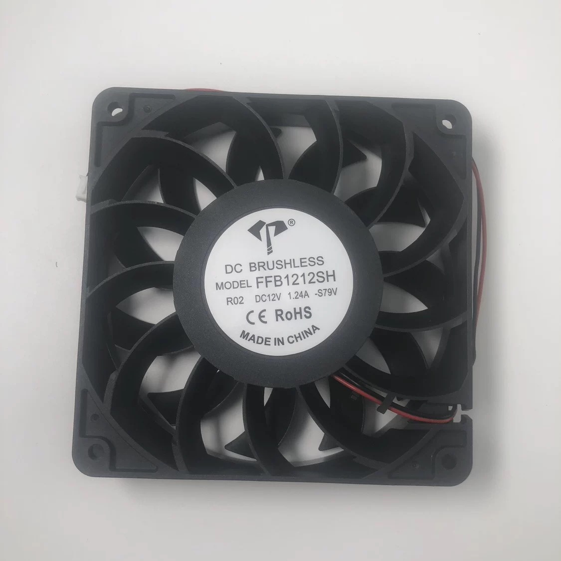 亿达 12CM暴力风扇12025 12V 高转速风机1.24A大风量机柜散热风扇