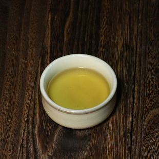 钧瓷白玉杯 禹州神垕钧瓷原矿手工茶杯养生功夫茶器玉石釉主人杯