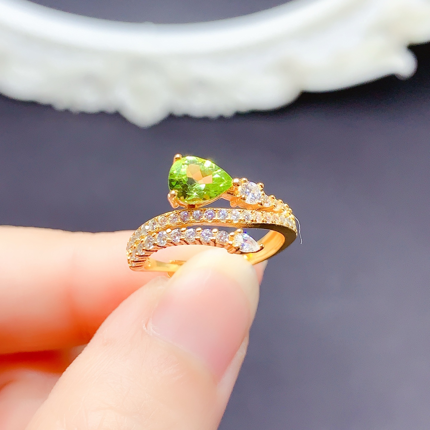 新款925银橄榄石戒指水滴椭圆