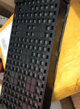 FPF3042UCX   FAIRCHI  [微控制器] 国外供应 公司库存现货