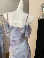 This is a mid-length long dress with a pink French waist-cinched small flying sleeve and lotus leaf collar, featuring a design sense in summer thumbnail 6