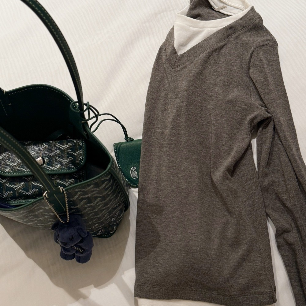 OK!STYLE|假两件V领撞色打底衫内搭修身显瘦羊绒质感百搭 三色入