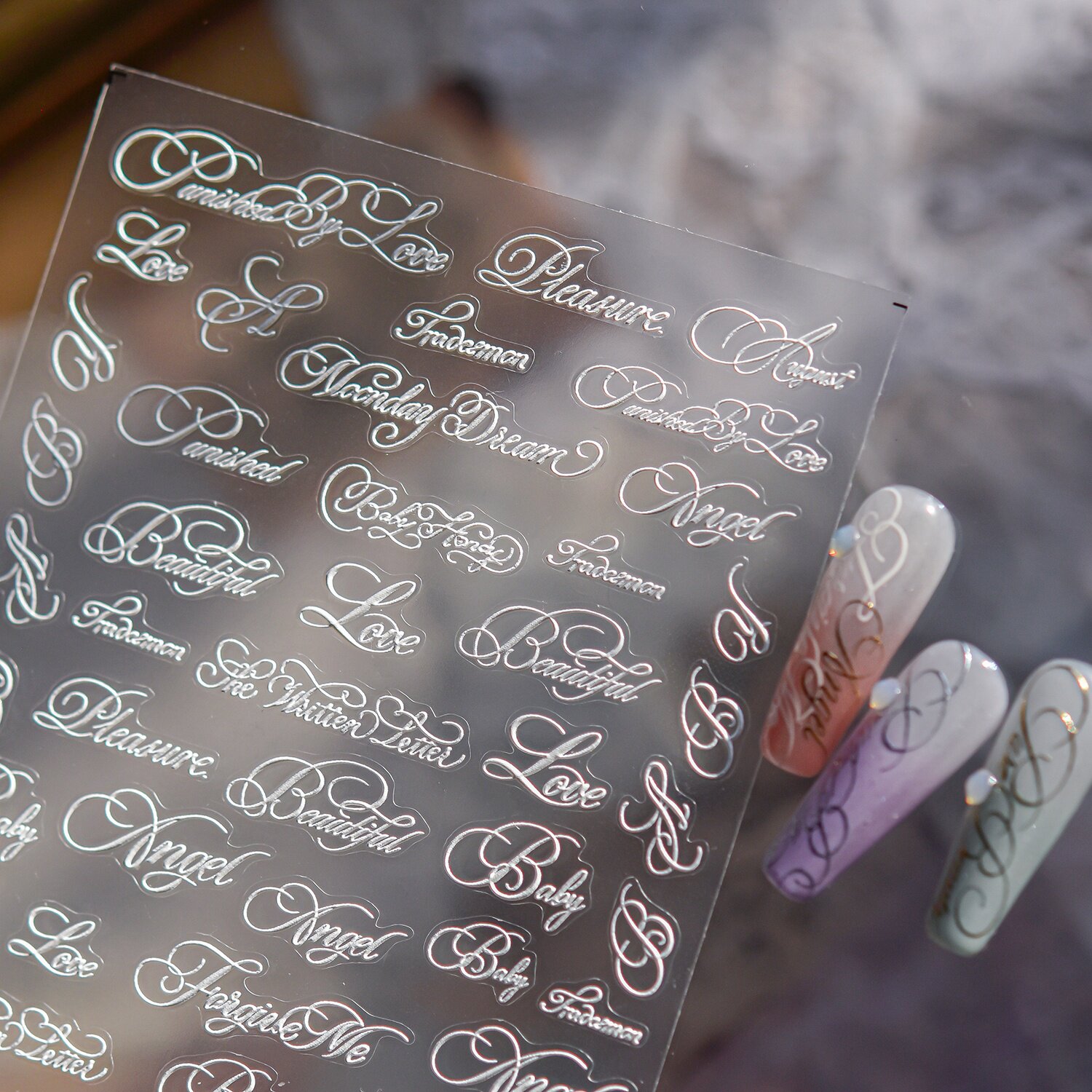 烫金花体英文美甲贴纸欧美简约贝壳光珍珠英文黑白花体文字指甲贴
