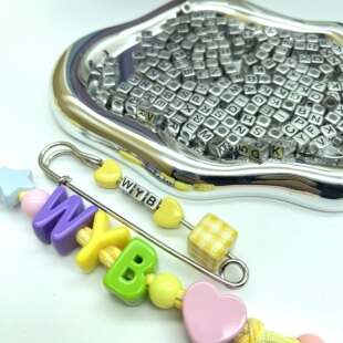 6mm趣味镀银亚克力英文字母方块珠子散珠DIY手工串珠饰品材料配件