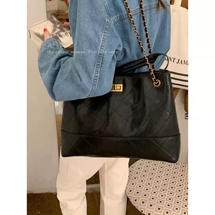 通勤复古麂皮绒包包女式2025新款大容量单肩包外出上班手提托特包