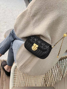 2025新款小众设计软包高级感小方包女时尚百搭单肩斜挎包菱格链条