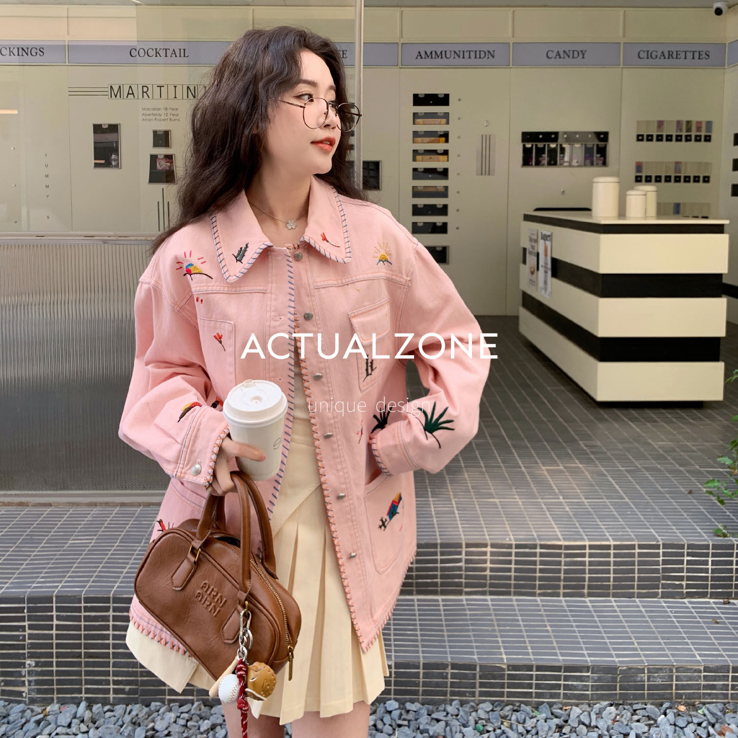 秋季新款粉色牛仔外套女宽松复古刺绣翻领甜美减龄中长款夹克上衣