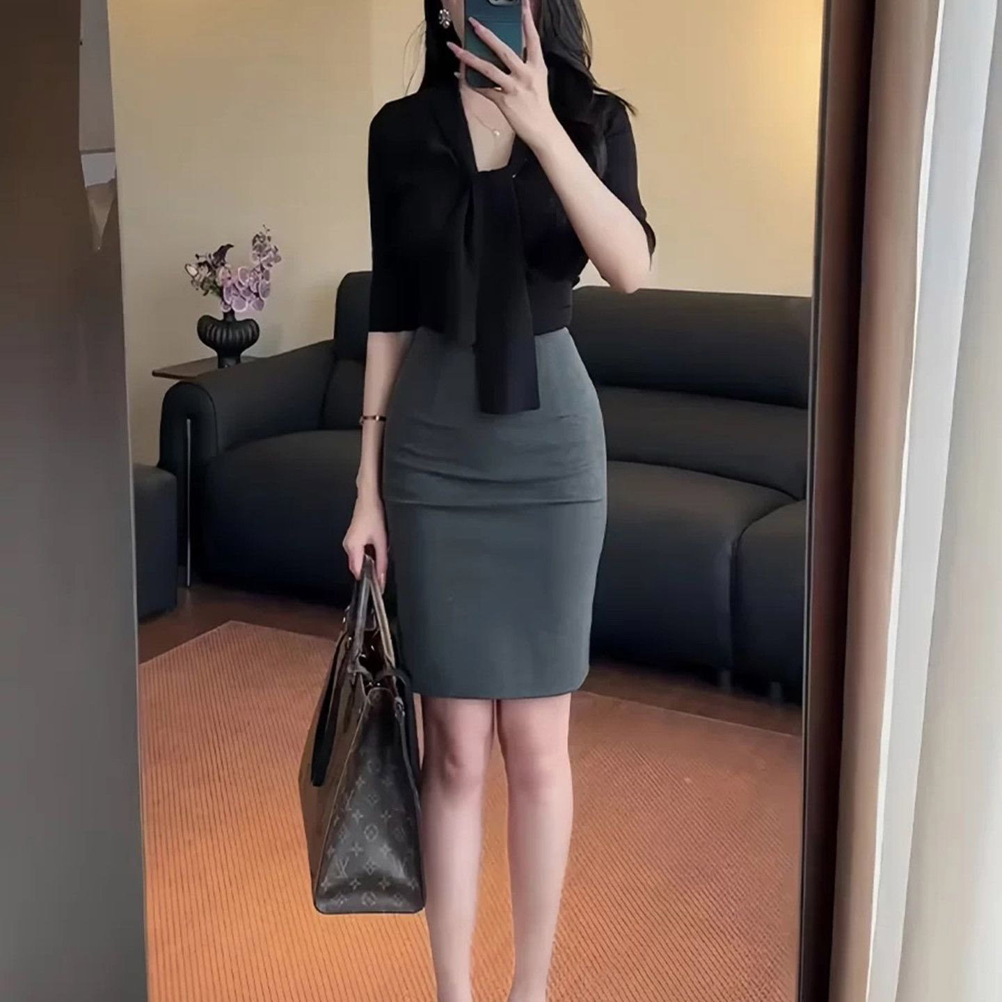 灰色包臀裙女2026新款修身OL职业通勤高腰半身裙百搭一步裙短裙
