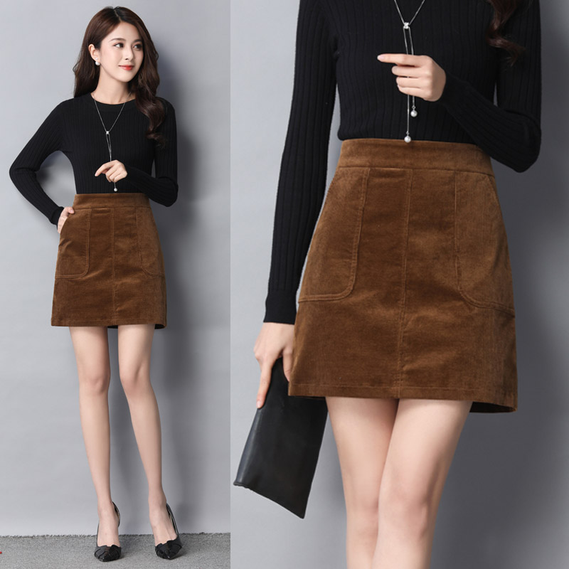 新款灯芯绒a字半身裙女秋冬大码胖mm显瘦高腰简约百搭显瘦短裙