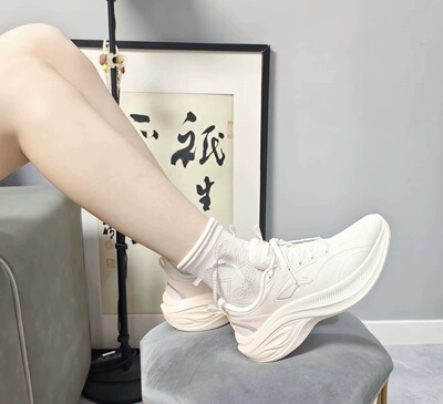 李宁凌波v2跑步鞋女款轻便透气厚底增高减震回弹软底休闲运动鞋