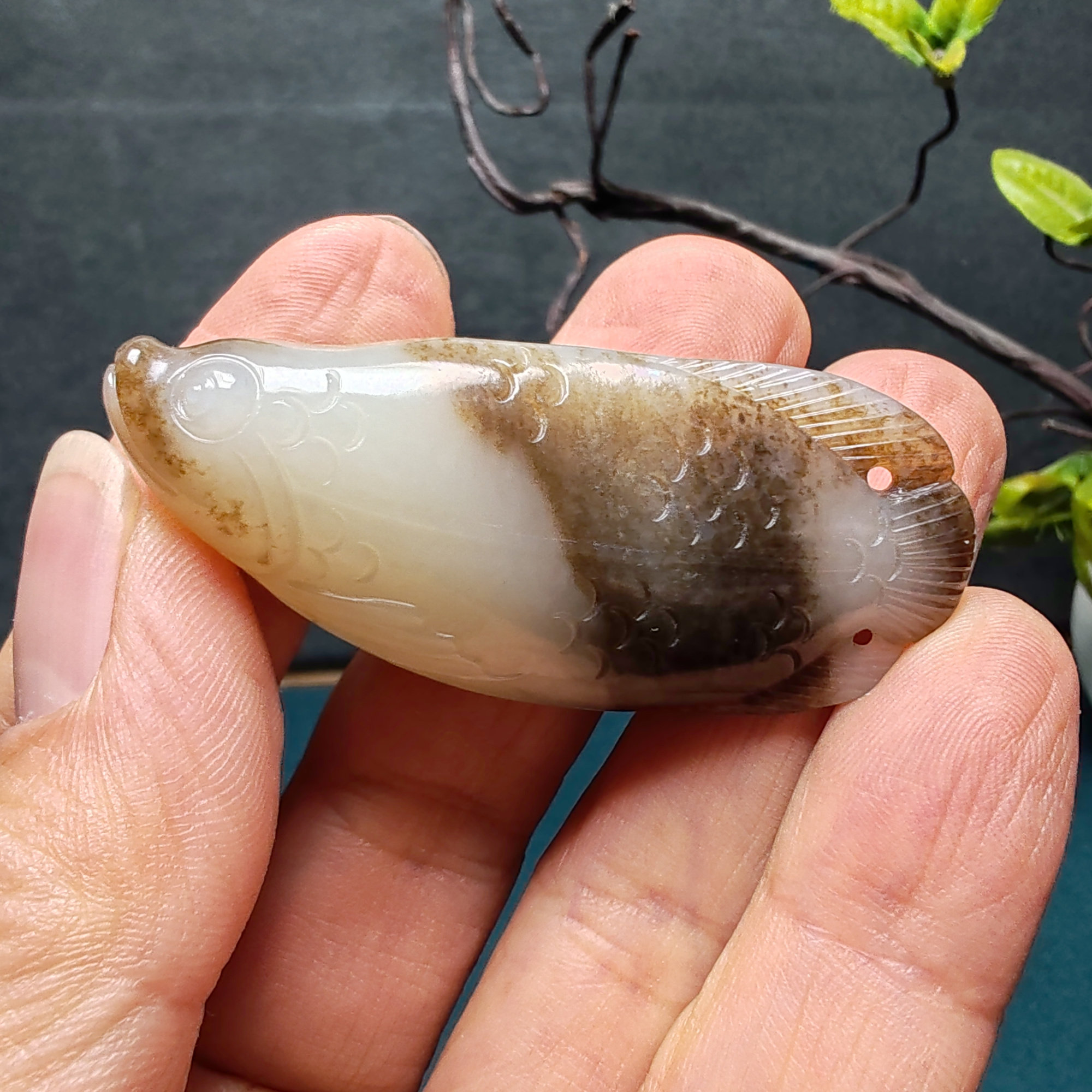 和田玉糖白玉立体鱼吊坠挂件苏工精品油润保真男女国风年年有余