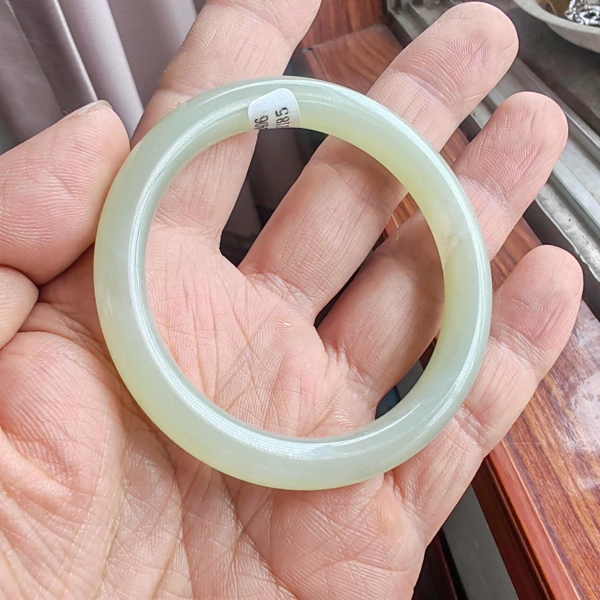 送证书和田玉青白玉手镯玉镯子55mm精品特价细腻女神国风泉水叮咚