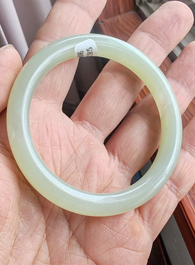 和田青白玉手镯送证书女神特价