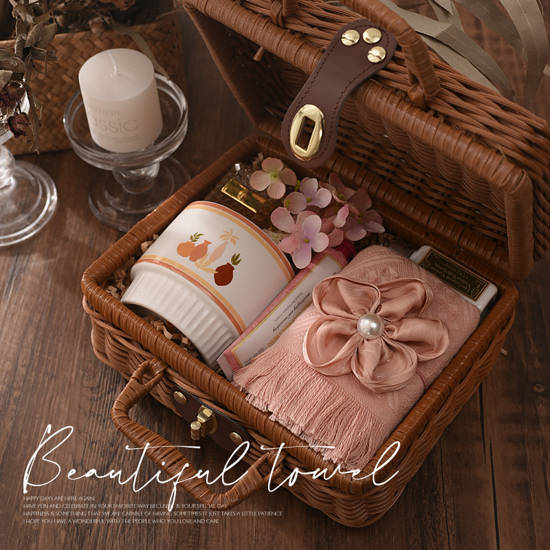 结婚伴娘伴手礼创意流苏毛巾回礼实用婚礼小礼品生日满月毛巾礼物