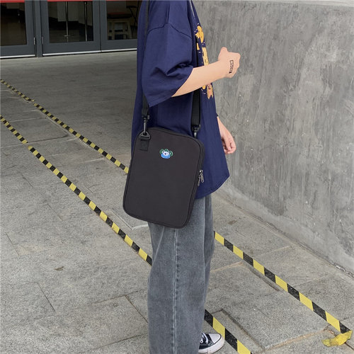 韩国ins风斜挎笔记本电脑内胆包