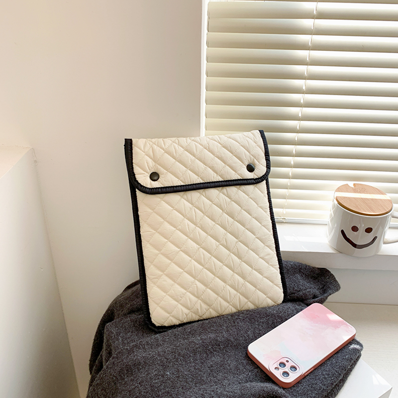 内里绒毛羽绒材质更好保护电脑