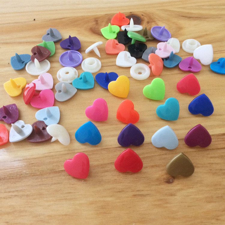 心型爱心华联正品糖果色T5四合扣 塑料按扣宝宝衣服纽扣 满38包邮