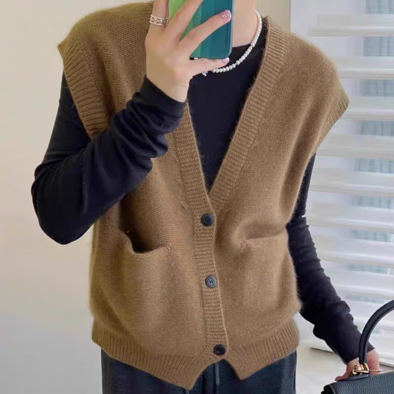 韩版100羊毛针织毛衣马甲开衫女24秋冬无袖羊毛背心坎肩短款外套
