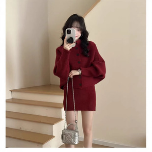2026新款圣诞新年红色针织毛衣连衣裙子女秋冬季韩系穿搭套装短裙
