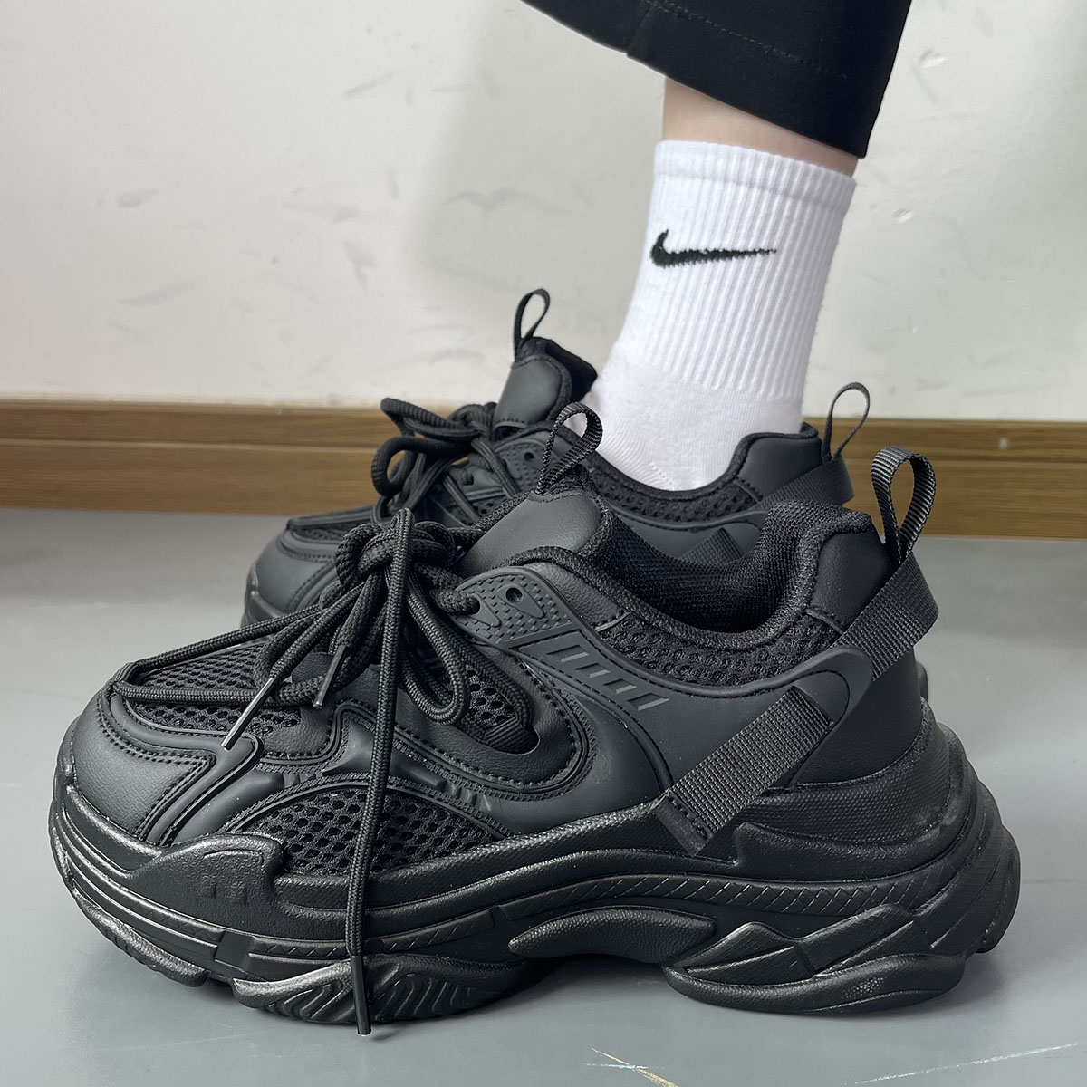 2023夏男鞋老爹鞋小众网面黑色