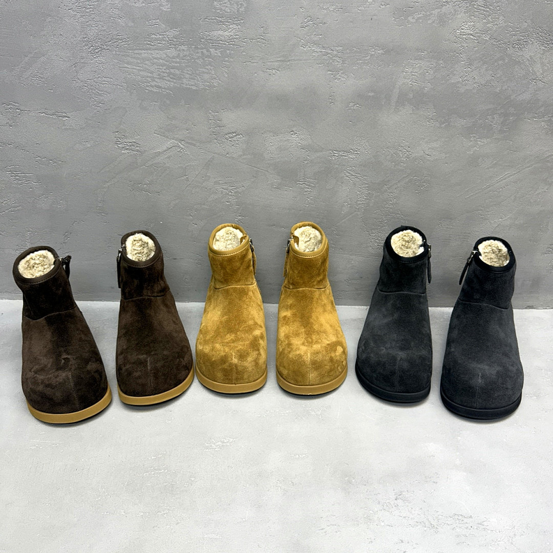 冬季加绒保暖防滑厚底女款雪地靴