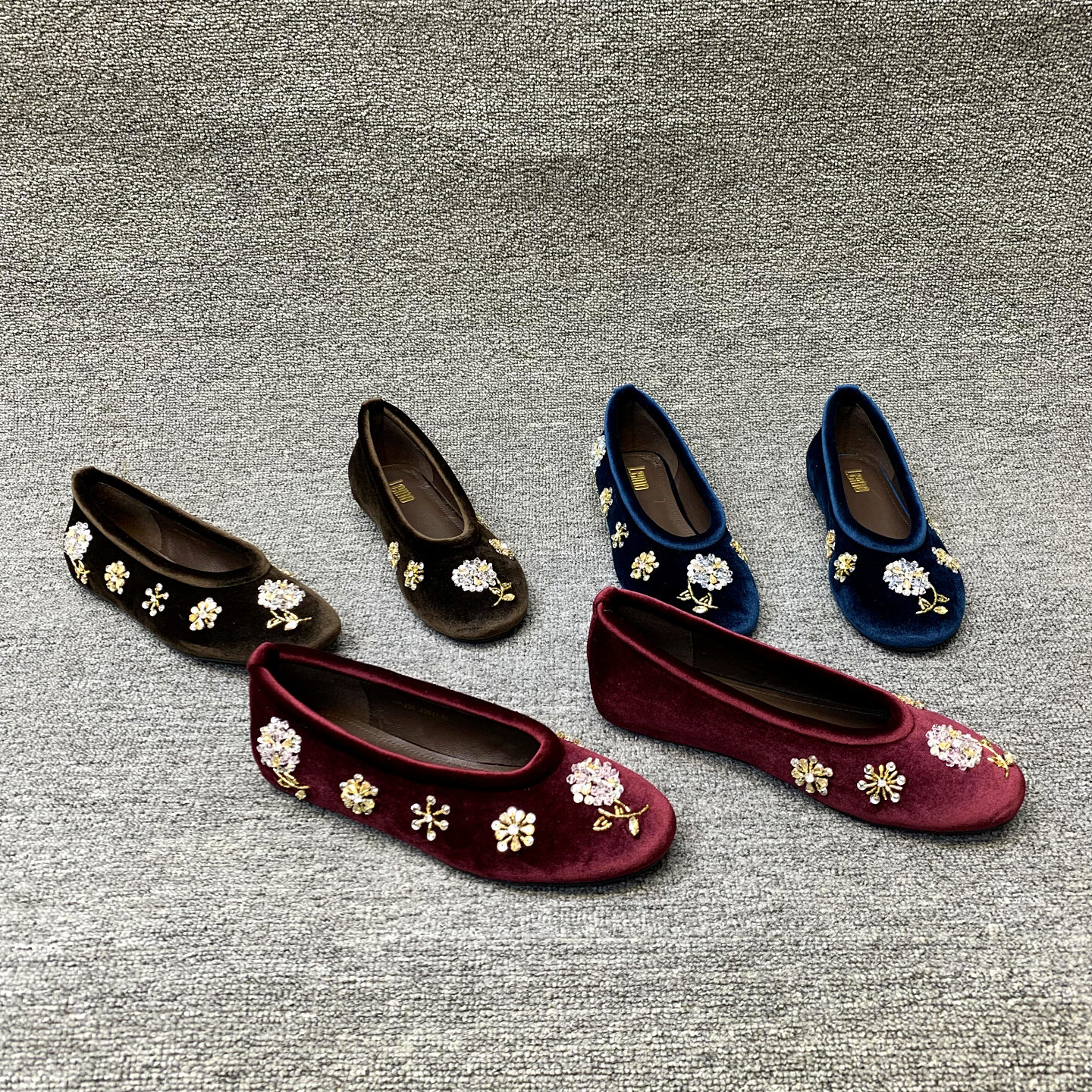 欧洲站女鞋2026春季新款欧货绒面浅口亮钻花平底时尚单鞋奶奶鞋女,女鞋,浅口单鞋,淘宝优惠券,粉丝福利购,淘宝优惠卷