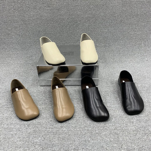 欧洲站女鞋2023秋季新款欧货真皮平底大头英伦风时尚低帮单鞋女潮