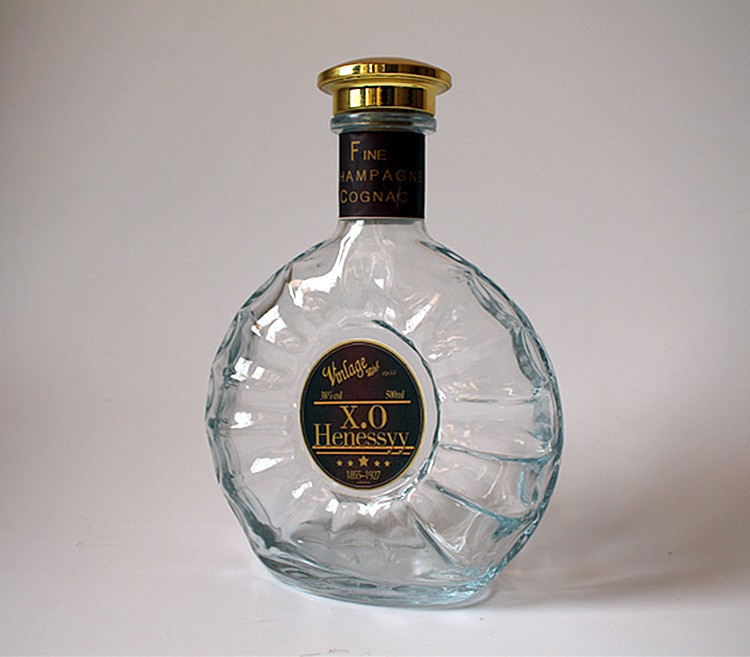 高档500mlxo洋酒瓶人头马摆件