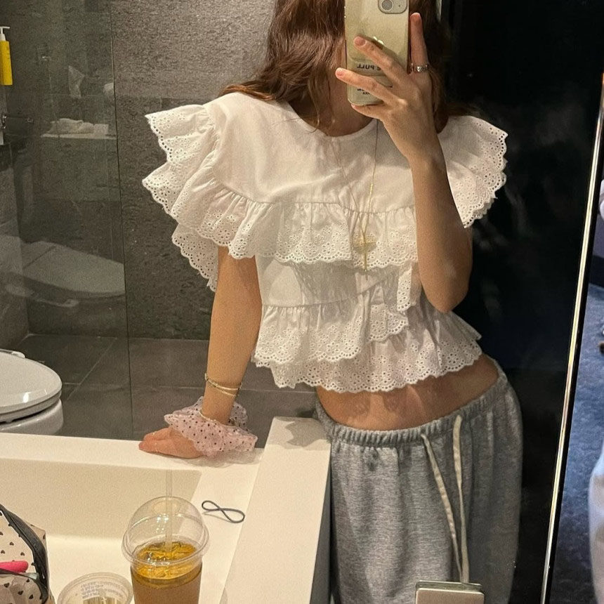 韩国飞飞袖蕾丝花边短款衬衫女