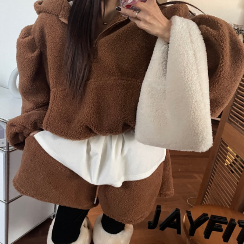 韩国东大门宽松连帽半拉链羊羔毛卫衣+抽绳毛绒休闲短裤两件套女