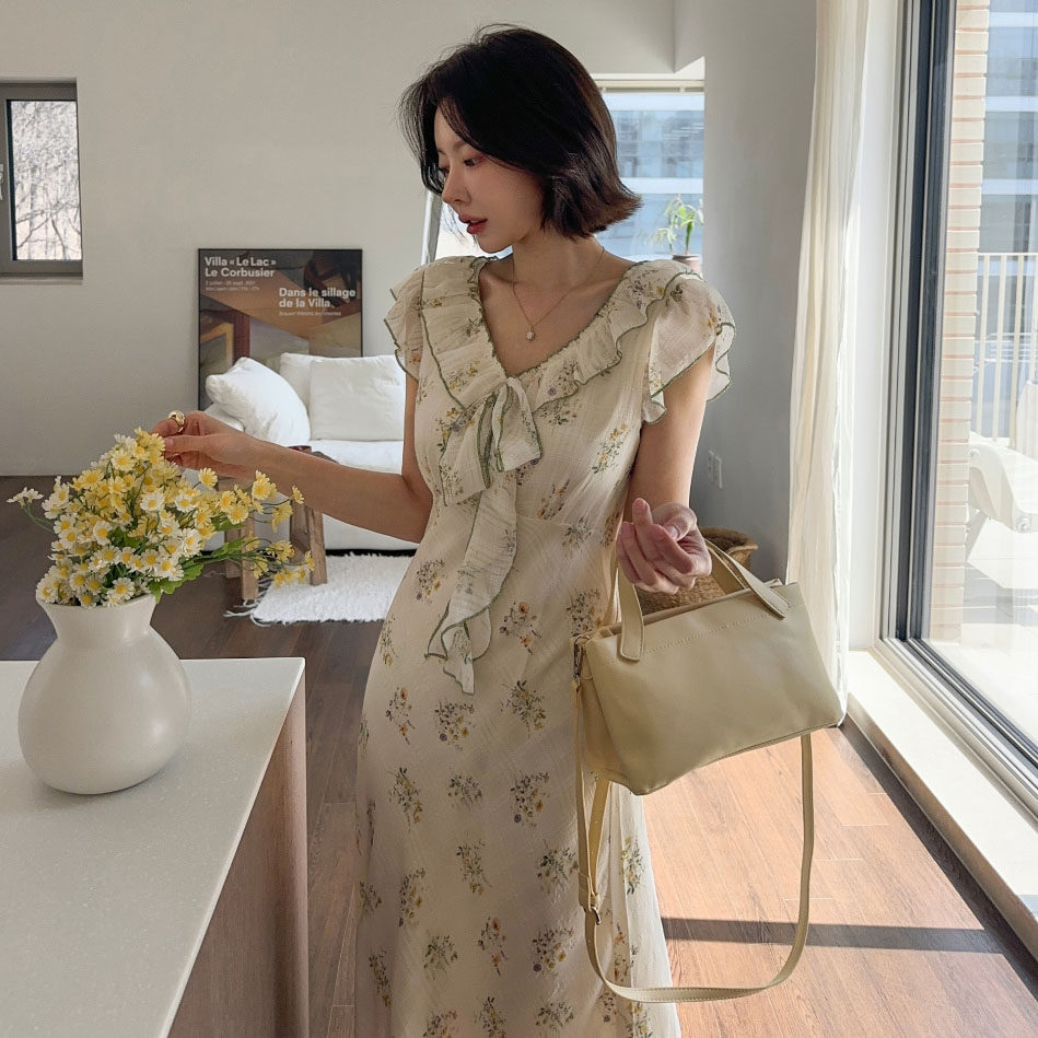 韩国田园碎花荷叶边显瘦连衣裙女