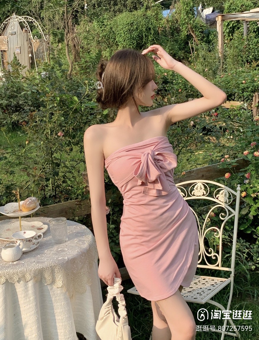 甜美纯欲风露背小清新短裙子性感甜辣妹低胸连衣裙夜场工装技师服