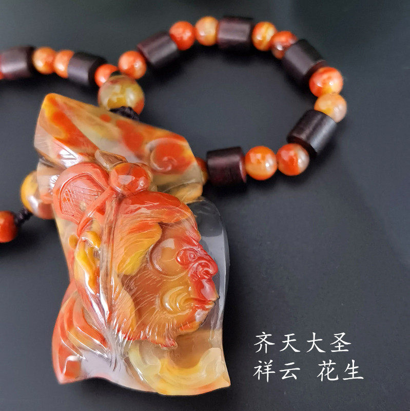 精品北票战国玛瑙红男女款手把件车挂猴花生祥云原创设计新品上市