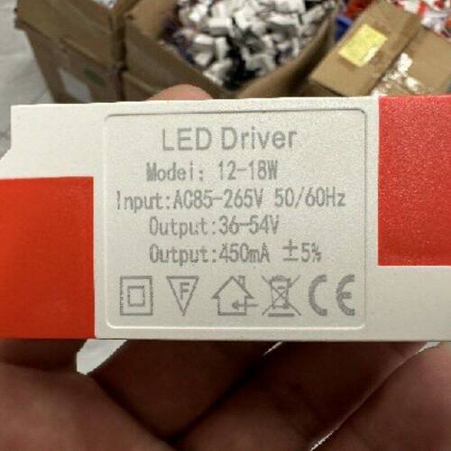 批发led驱动电源4-7w36V450MA 600MA900MA天花灯筒灯宽压恒流驱动