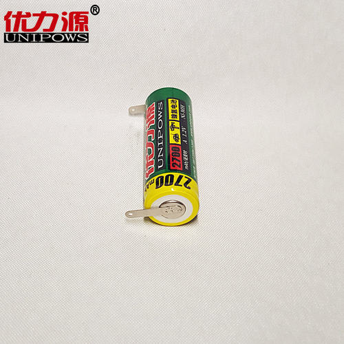 优力源电池镍氢A型电池 2700mAh 17500 组合平头电池 1.2V