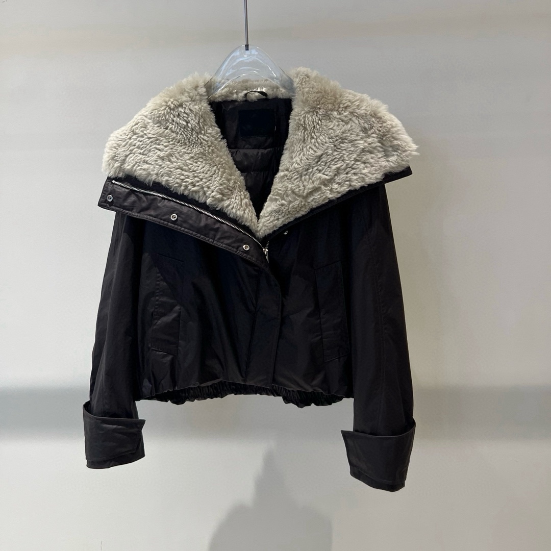 艾诺丝2025冬季新款短款羽绒服