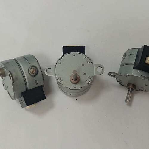 NPM电机PFC25T-24104GM，20Ω，1/12规格议价