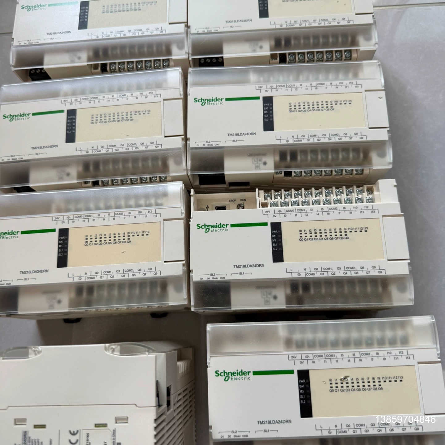 PLC，型号：TM218LDA24DRN,，成议价