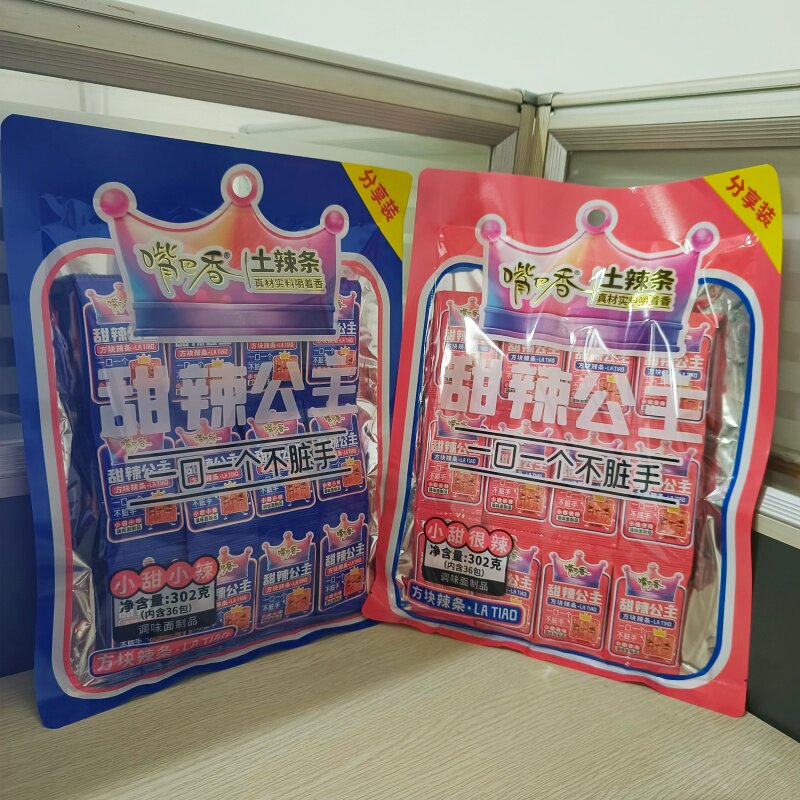 嘴巴香土辣条甜辣公主302克调味面制品方块辣条一口一个解馋零食