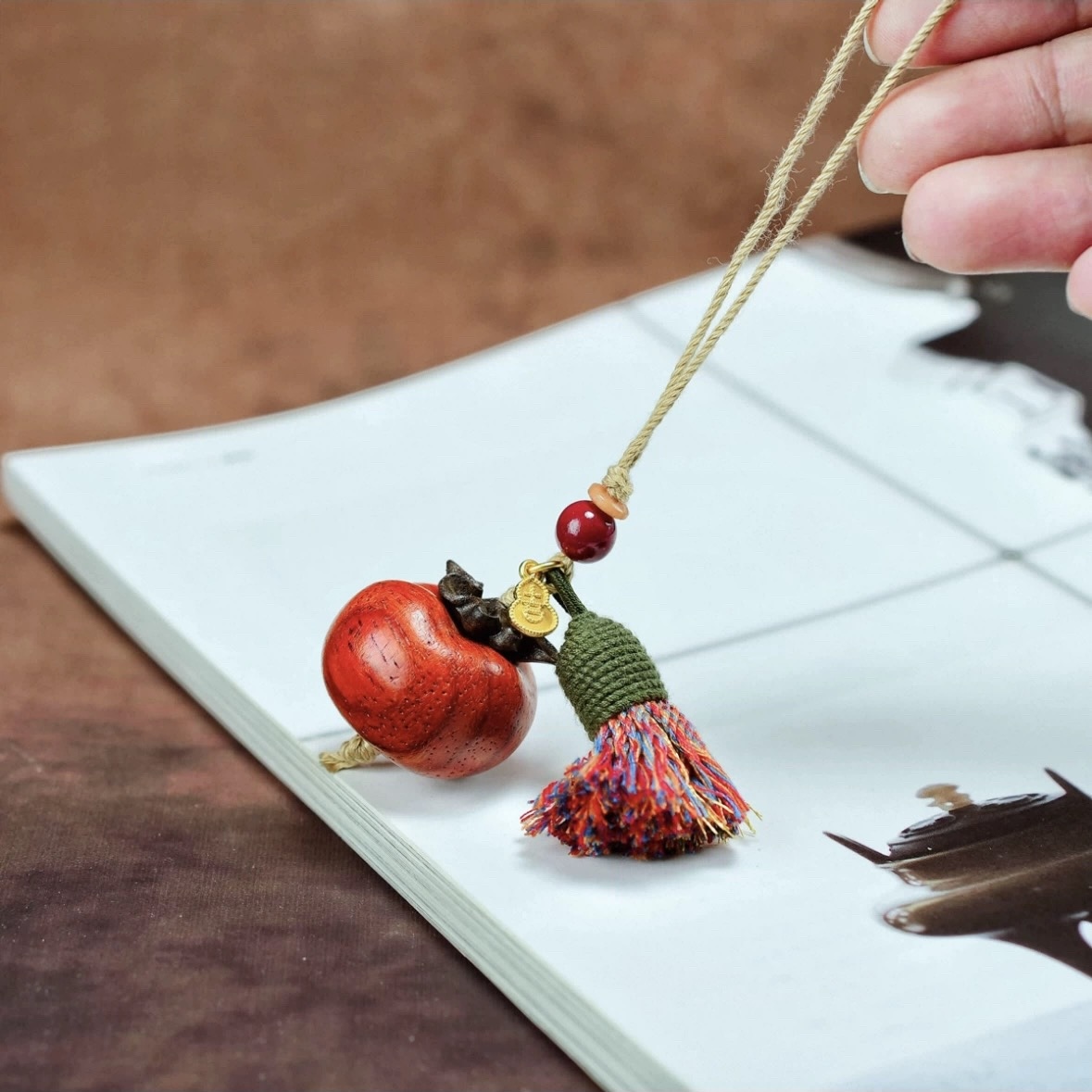 水果手机挂紫檀木平安喜乐实木创意雕刻苹果包包挂件钥匙扣流苏