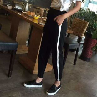 运动裤女裤秋季学生韩版宽松一条杠休闲裤2026新款长裤黑色哈伦裤