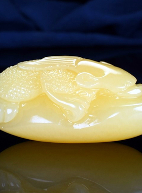 新疆和田玉黄玉招财金蟾手把件