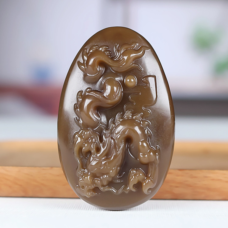 天然精雕和田玉糖料玉龙手把件且末料生肖龙挂件把玩件新疆玉器