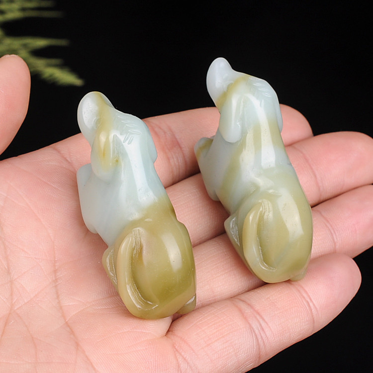 天然和田玉糖料生肖狗吊坠新疆玉器立体十二生肖玉石项链挂件且末